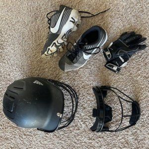 Girls' Softball Gear